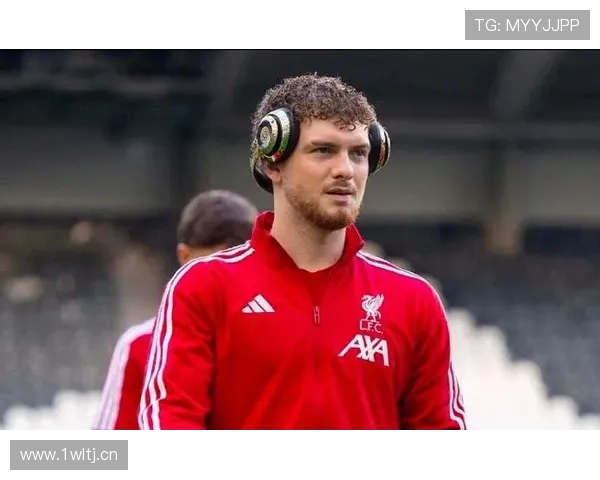 维拉与利物浦谈埃利奥特租借