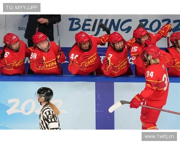 不服就干冬奥冰球首场混战上演 不服就干冬奥冰球首场混战上演